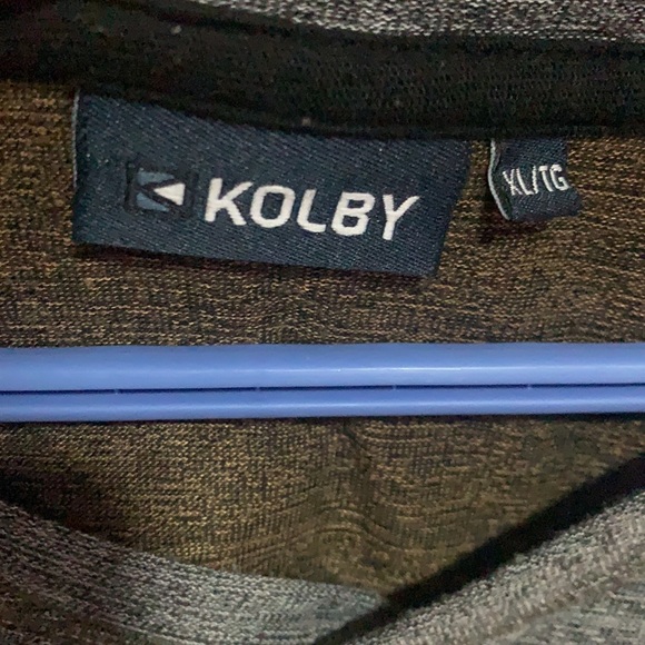 Kolby 3 button tshirt, size XL - Picture 3 of 3